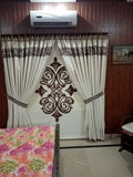 Cream/Brown Blind & Curtain Set